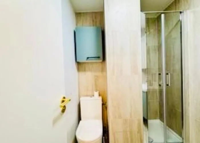Cozy Mountain Summer Pool Parking Apartment
