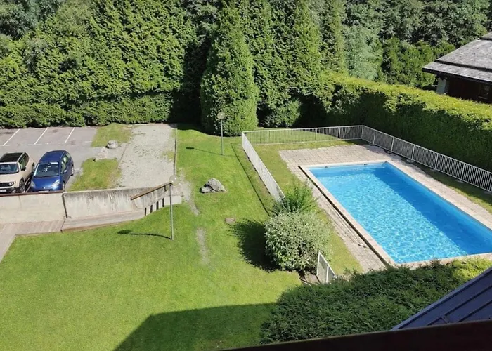 Cozy Mountain Summer Pool Parking Apartment